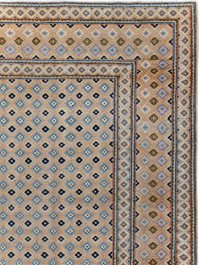 Vintage Persian Kashan Room Size Carpet, No.28918 - Gss