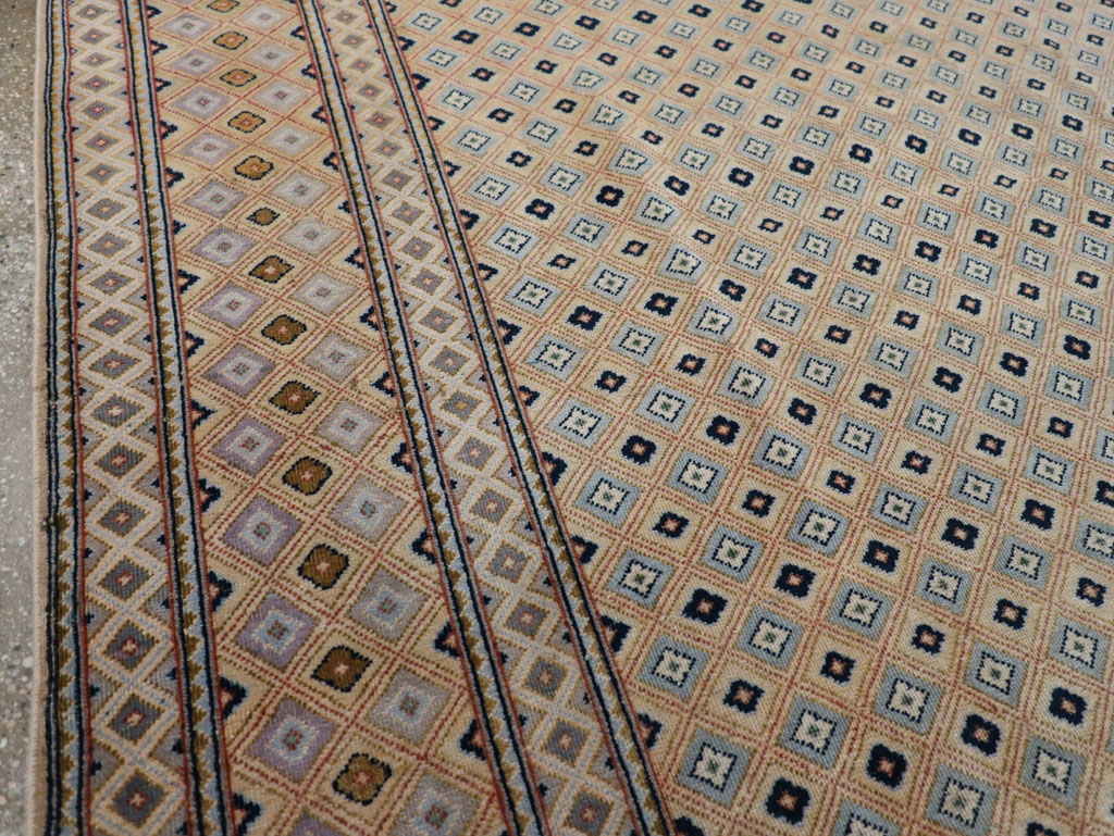 Vintage Persian Kashan Room Size Carpet, No.28918 - Gss