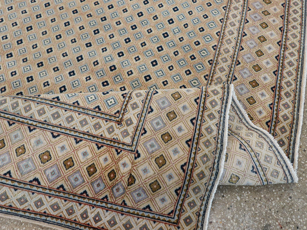 Vintage Persian Kashan Room Size Carpet, No.28918 - Gss