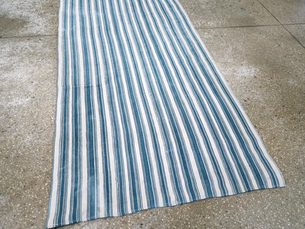 Vintage Persian Flatweave Kilim Throw Rug, No.28923 - Gss