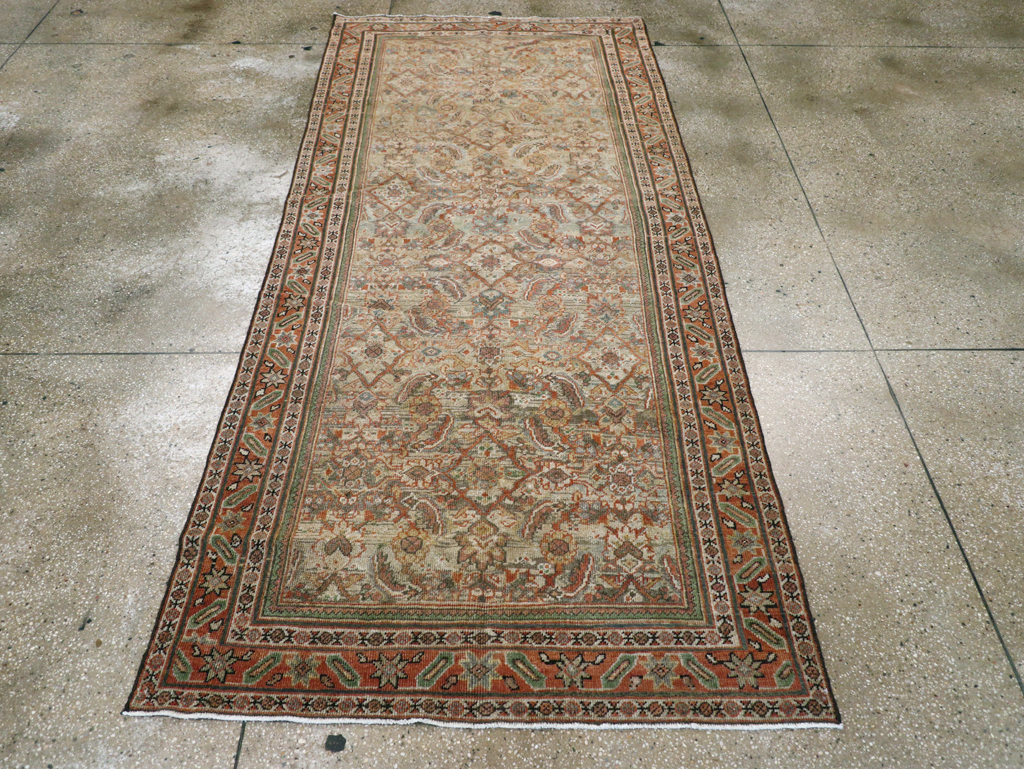 Antique Persian Mahal Gallery Rug, No.28931 - Gss