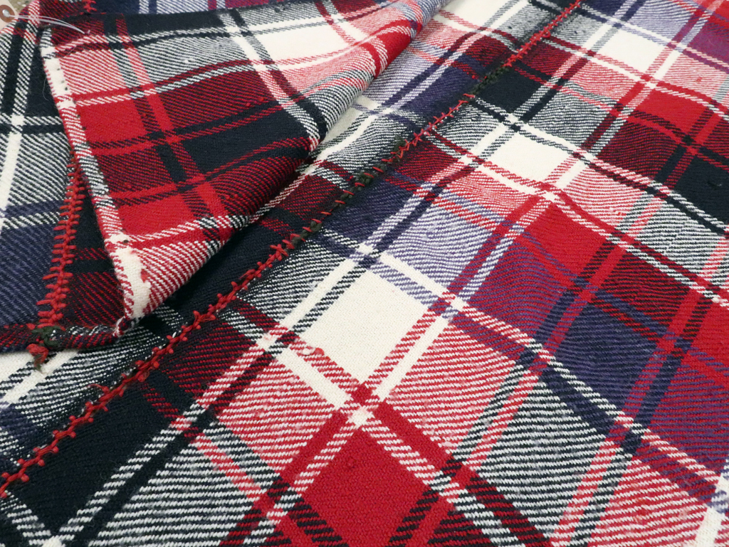 Vintage Persian Square Textile, No.28953 - Gss