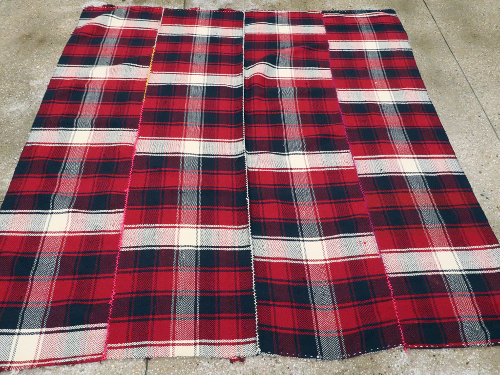 Vintage Persian Square Textile, No.28959 - Gss