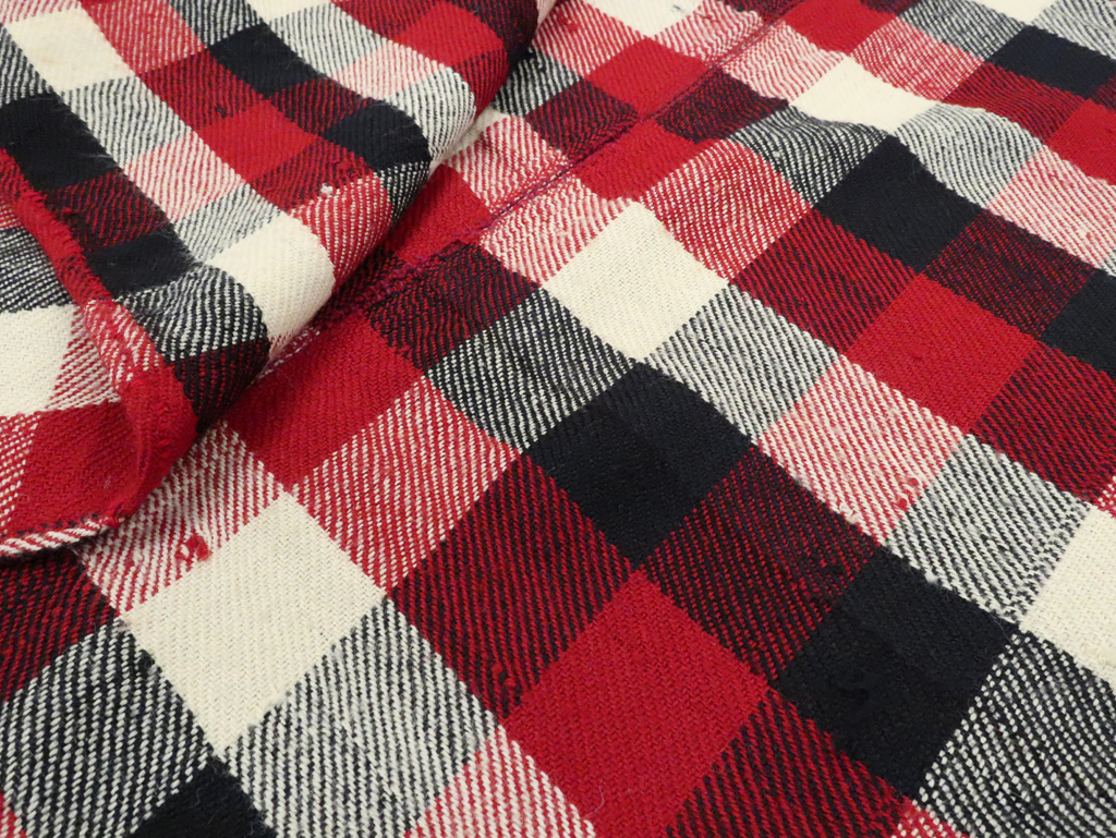 Vintage Persian Square Textile, No.28962 - Gss