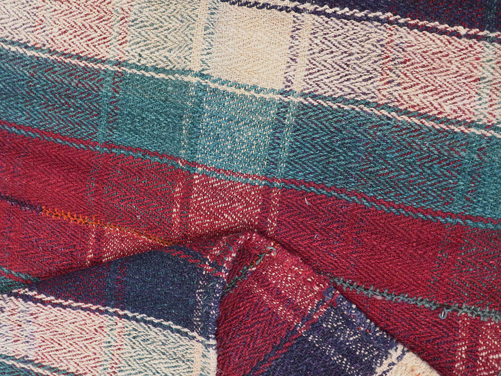 Vintage Persian Square Textile, No.28969 - Gss