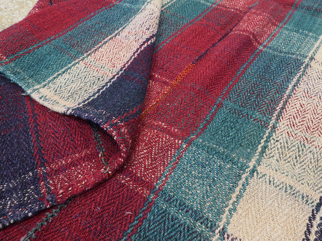 Vintage Persian Square Textile, No.28969 - Gss