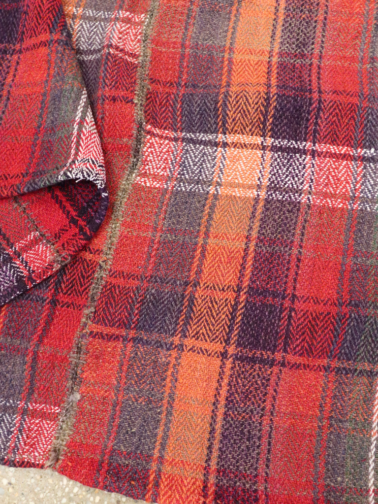 Vintage Persian Square Textile, No.28972 - Gss