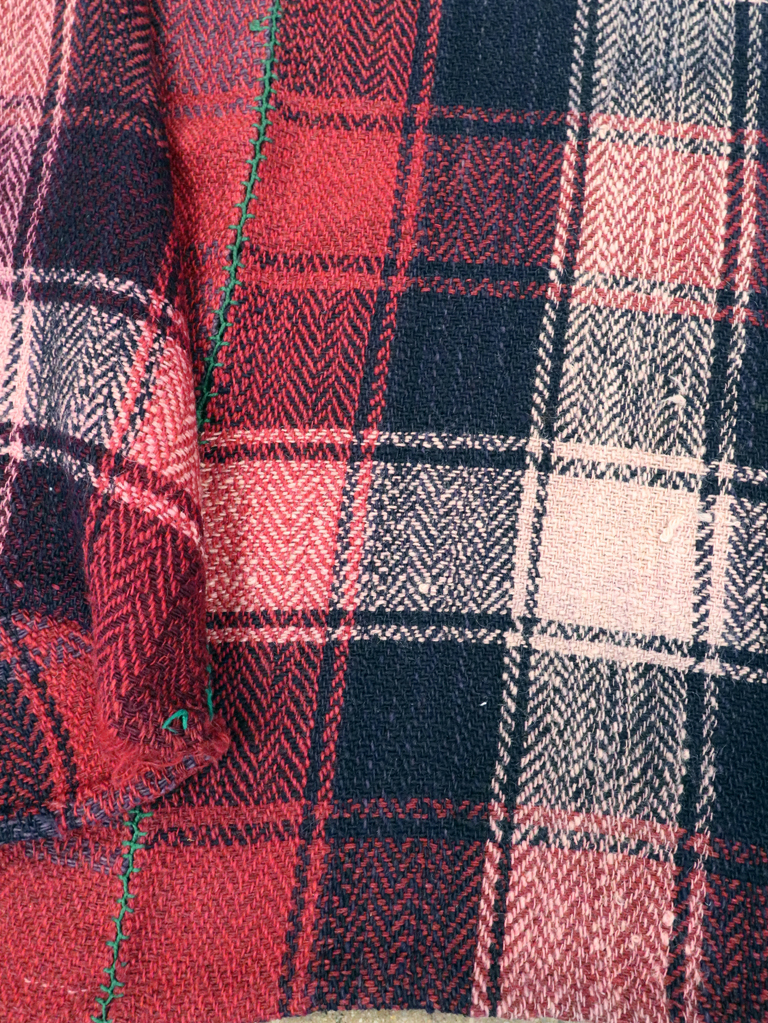 Vintage Persian Square Textile, No.28987 - Gss