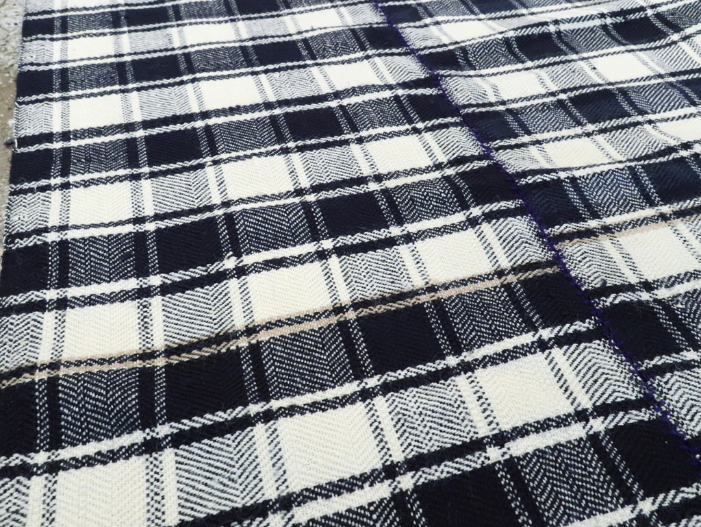 Vintage Persian Square Textile, No.29027 - Gss