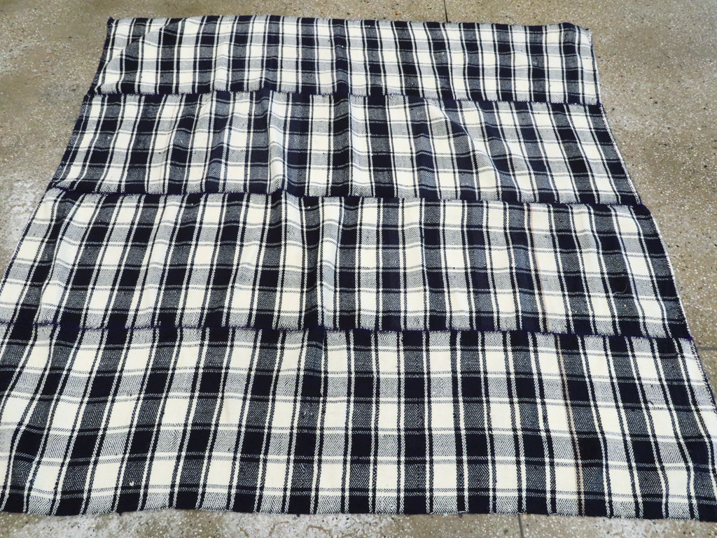 Vintage Persian Square Textile, No.29027 - Gss