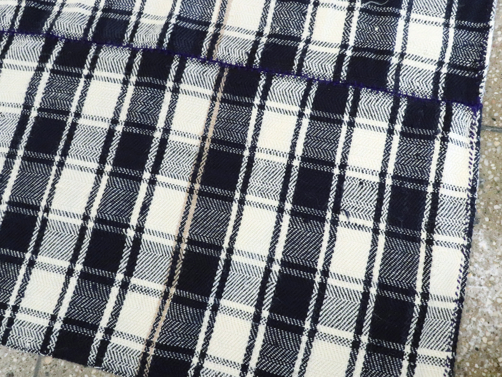 Vintage Persian Square Textile, No.29027 - Gss