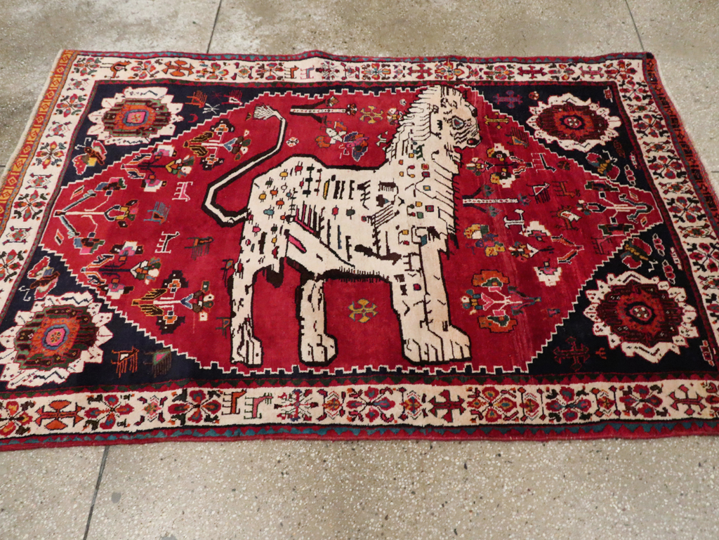 Vintage Persian Pictorial Shiraz Rug, No.29061 - Gss