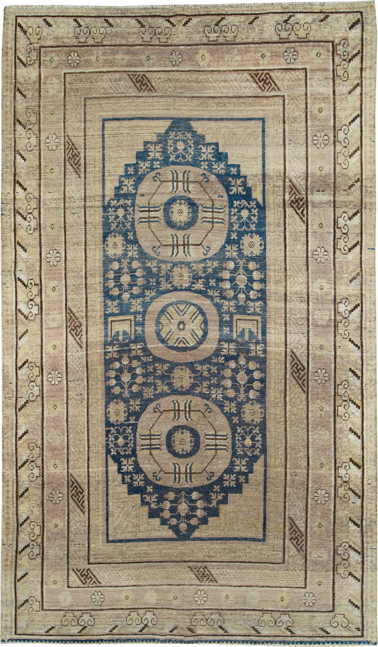 Antique East Turkestan Khotan Carpet, No.29064 - Gss