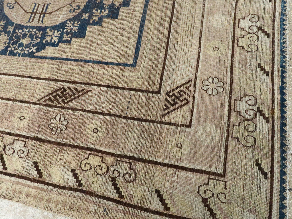 Antique East Turkestan Khotan Carpet, No.29064 - Gss