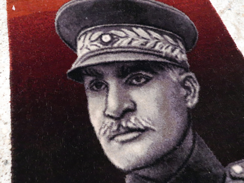 Vintage Persian Tabriz Pictorial Rug, No.29069 - Gss