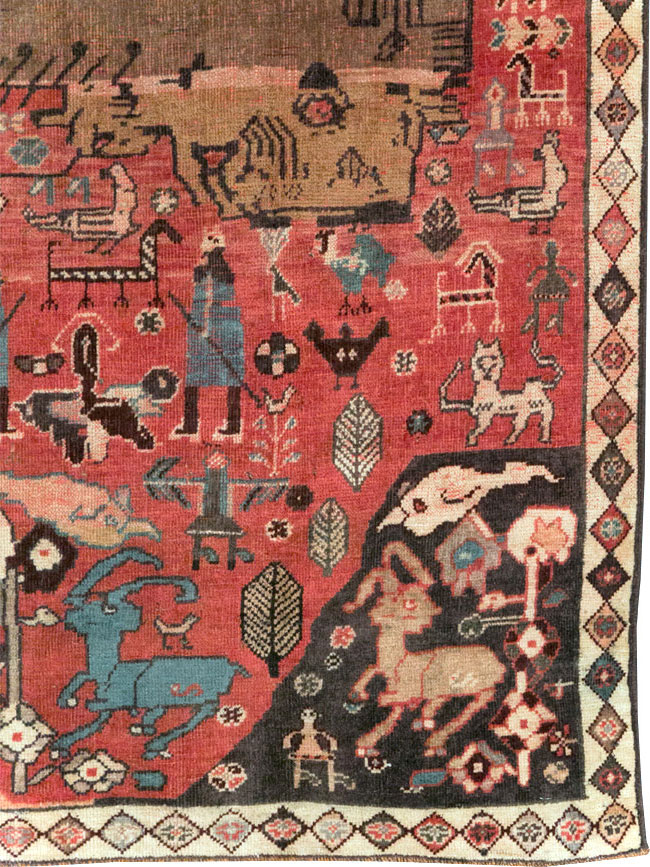 Vintage Persian Qashqai Pictorial Accent Rug, No.29085 - Gss