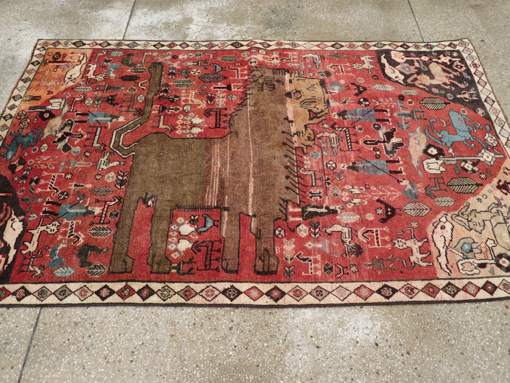 Vintage Persian Qashqai Pictorial Accent Rug, No.29085 - Gss