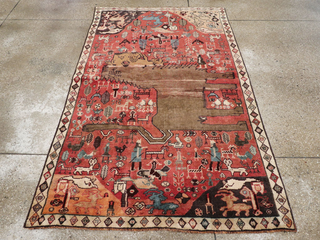 Vintage Persian Qashqai Pictorial Accent Rug, No.29085 - Gss