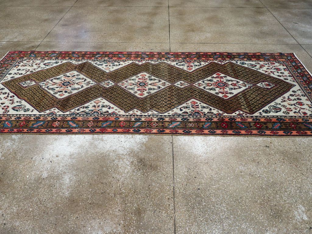 Vintage Persian Hamadan Gallery Rug, No.29086 - Gss