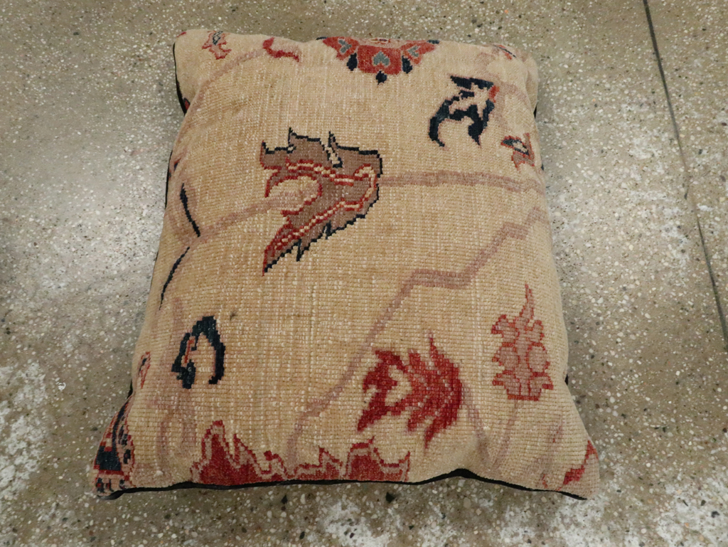 Antique Persian Serapi Pillow, No.29134 - Gss