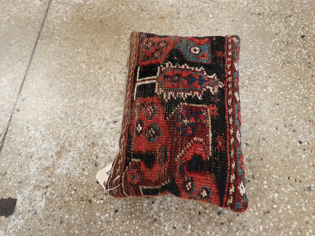 Antique Persian Bag Face Pillow, No.29136 - Gss