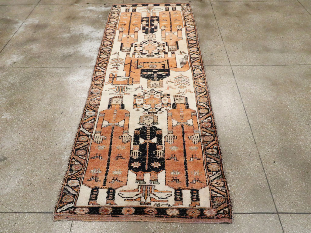 Vintage Persian Bakhtiari Pictorial Rug, No.29171 - Gss