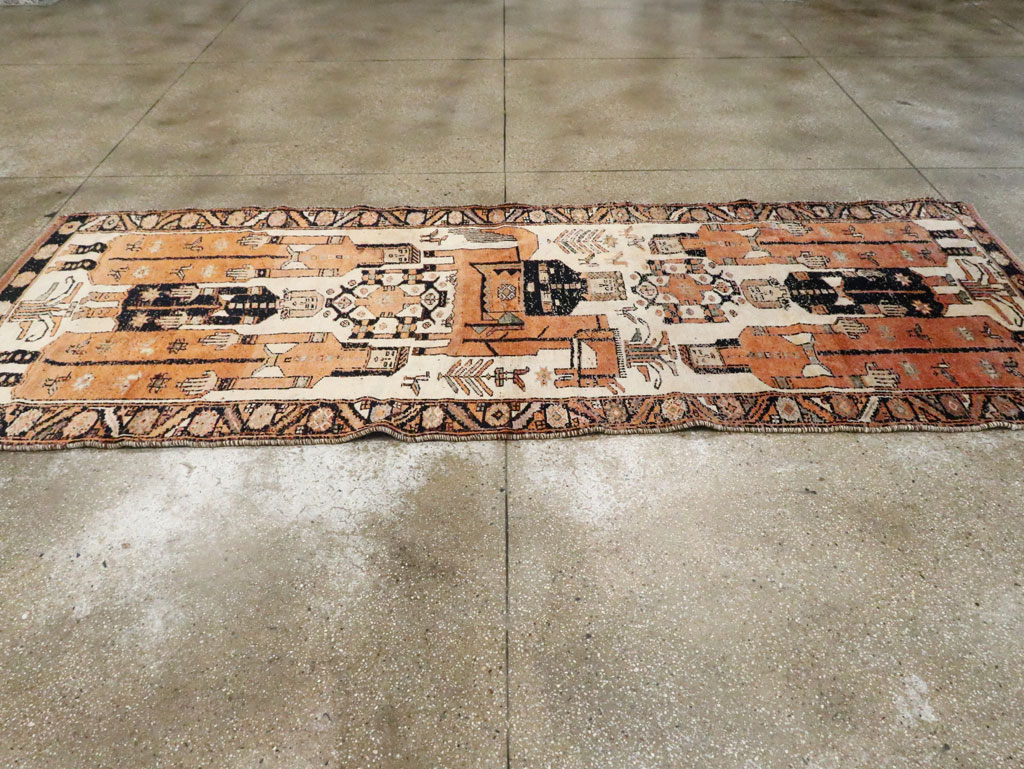 Vintage Persian Bakhtiari Pictorial Rug, No.29171 - Gss