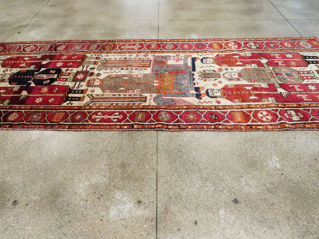 Vintage Persian Pictorial Bakhtiari Rug, No.29179 - Gss