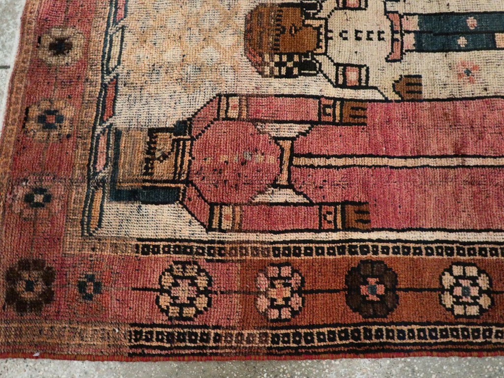 Vintage Persian Pictorial Bakhtiari Rug, No.29180 - Gss