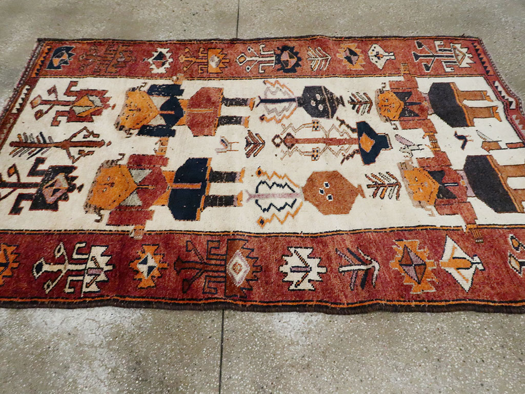 Vintage Persian Bakhtiari Pictorial Accent Rug, No.29181 - Gss