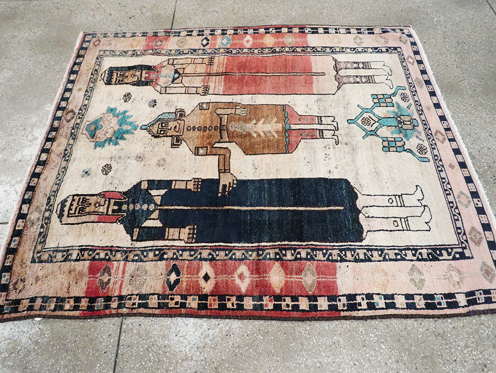 Tribal Persian Pictorial Bakhtiari Square Accent Rug, No.29182 - Gss