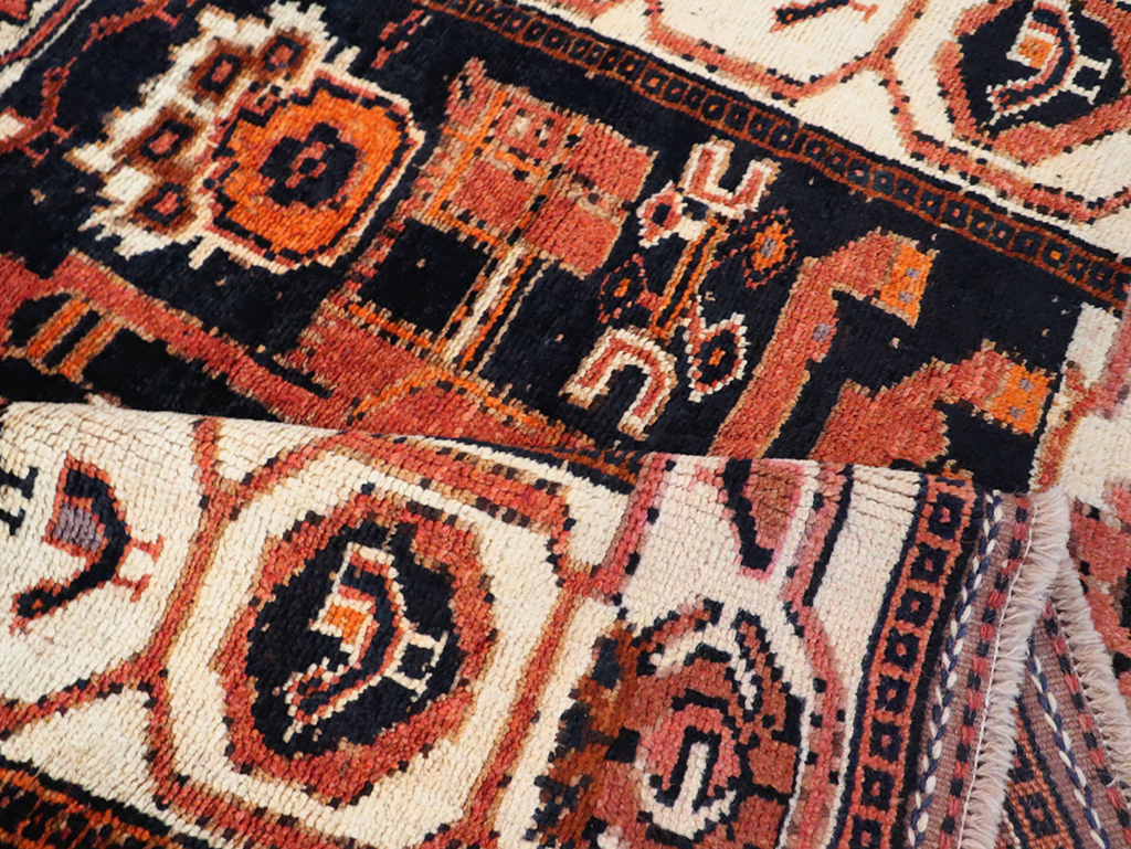 Tribal Persian Pictorial Bakhtiari Accent Rug, No.29183 - Gss