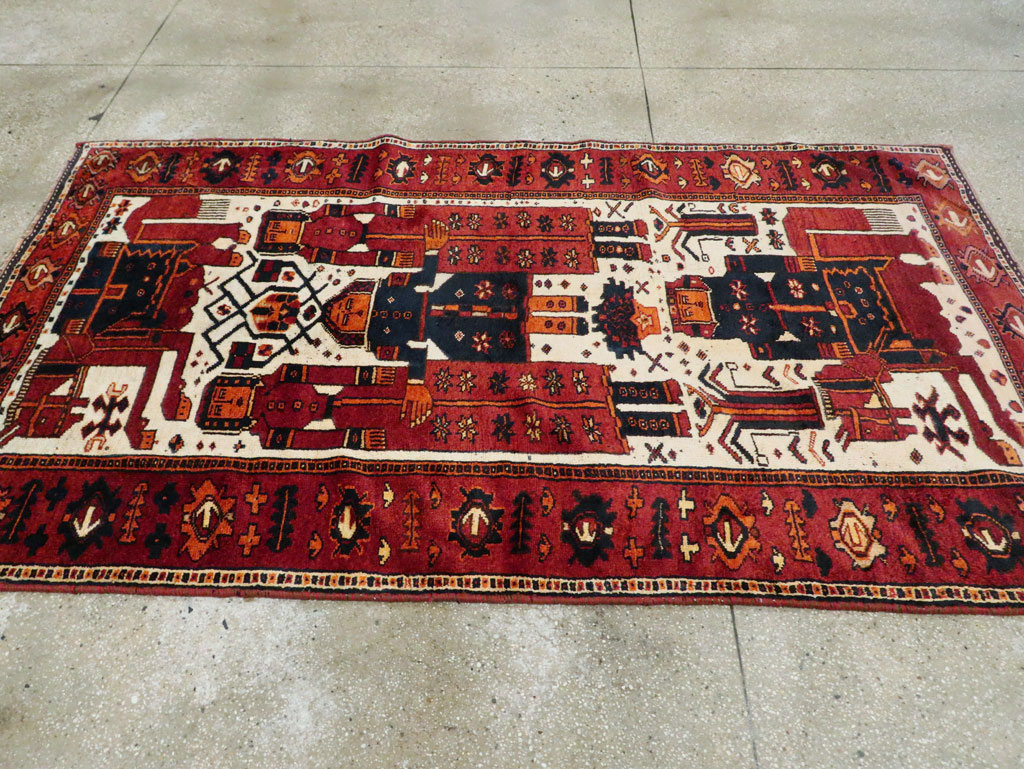 Vintage Persian Bakhtiari Pictorial Accent Rug, No.29186 - Gss