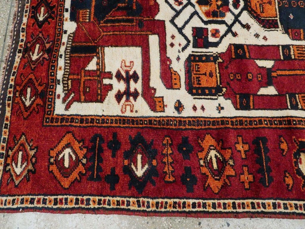 Vintage Persian Bakhtiari Pictorial Accent Rug, No.29186 - Gss