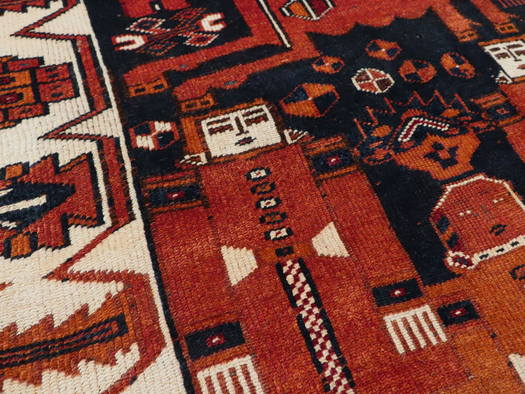 Vintage Persian Pictorial Bakhtiari Rug, No.29187 - Gss