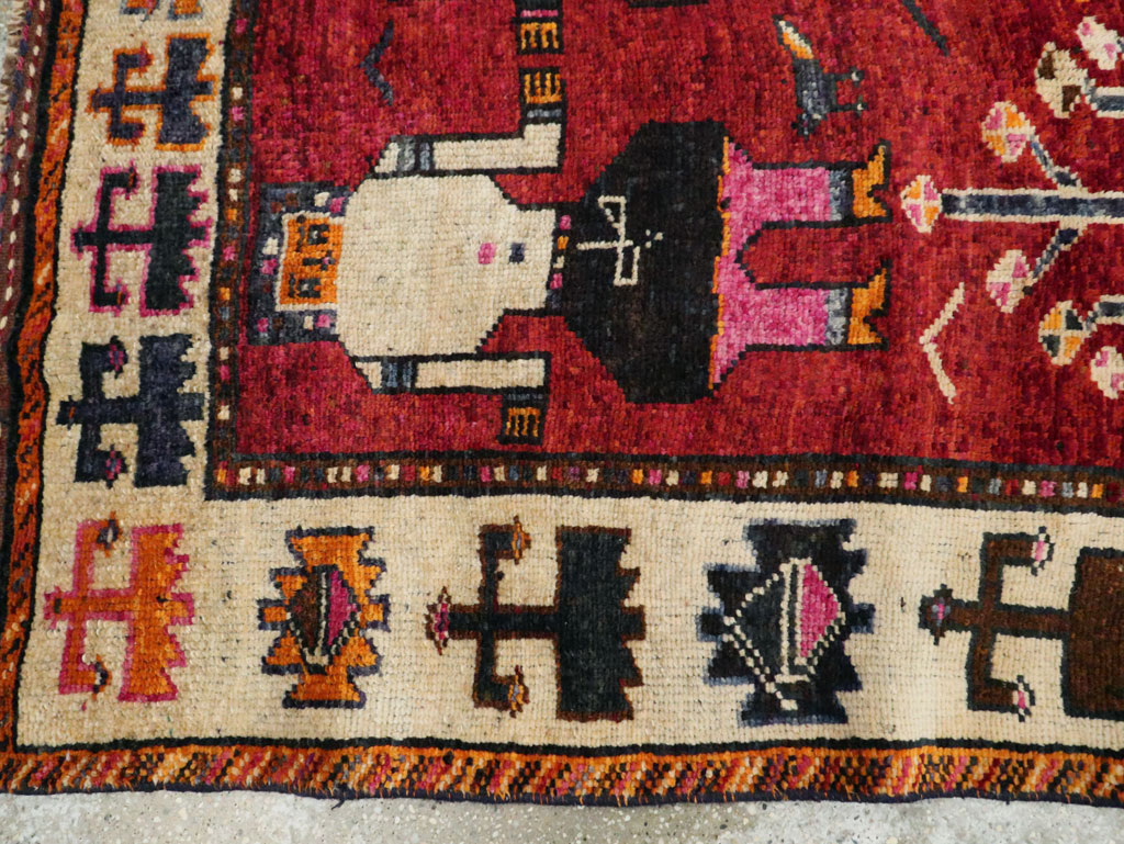 Vintage Persian Pictorial Bakhtiari Rug, No.29188 - Gss