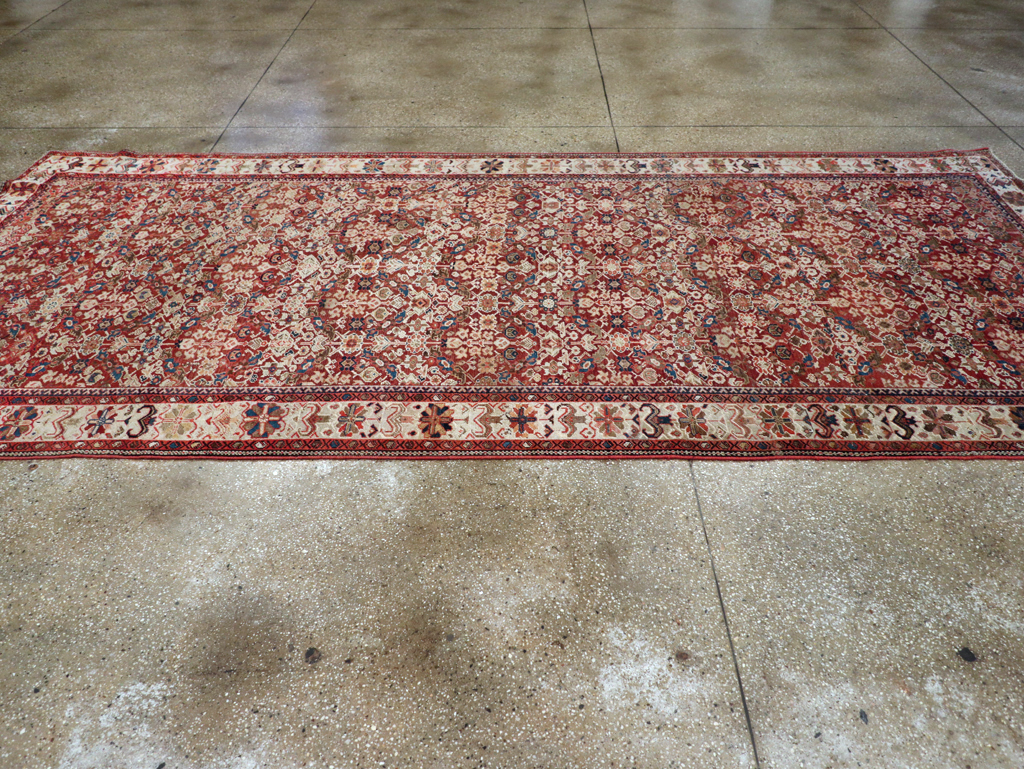 Antique Persian Malayer Gallery Carpet, No.29203 - Gss