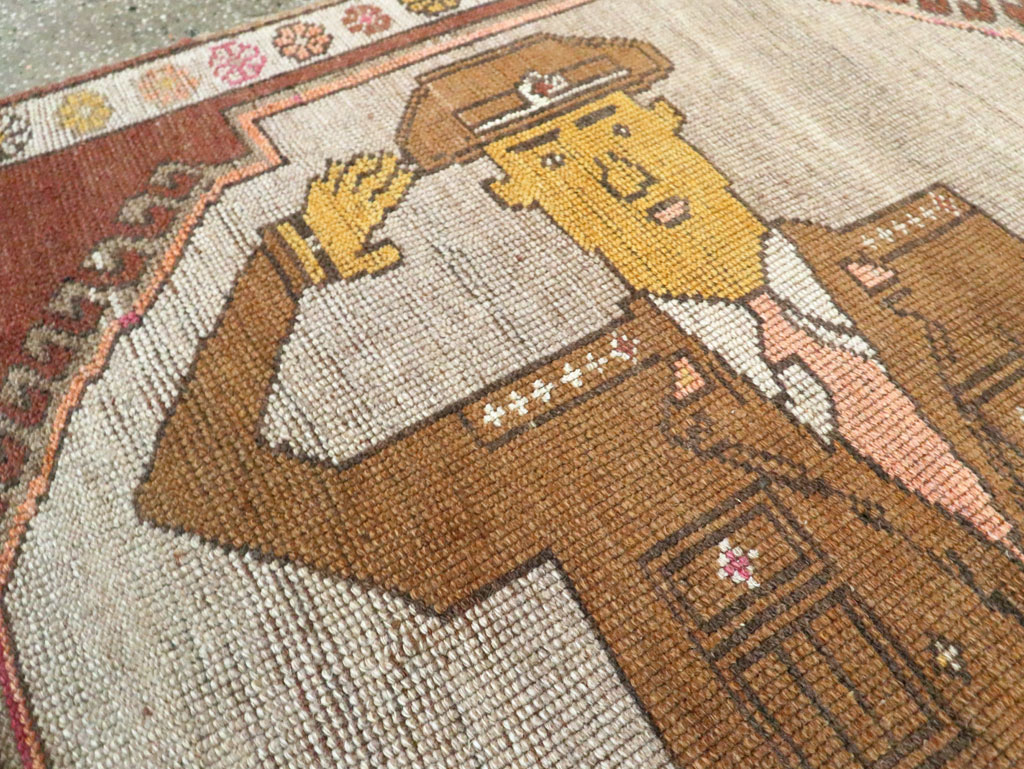 Vintage Turkish Anatolian Pictorial Gallery Rug, No.29222 - Gss