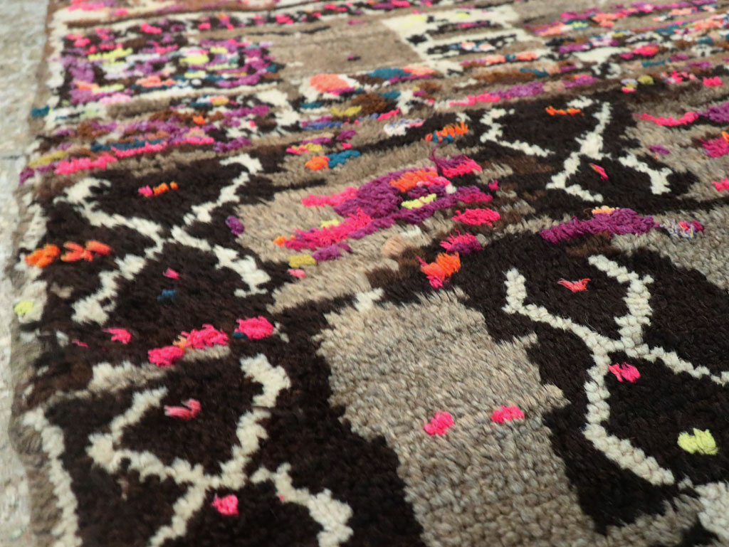 Contemporary  Anatolian Rug, No.29226 - Gss