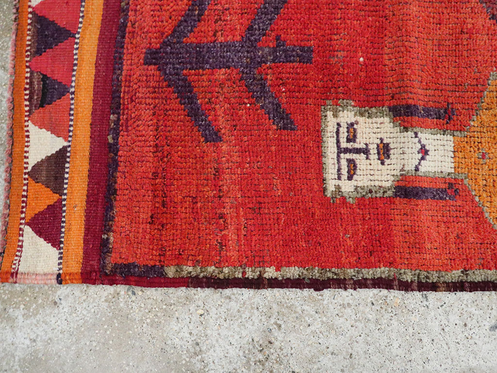 Vintage Turkish Anatolian Pictorial Runner, No.29231 - Gss