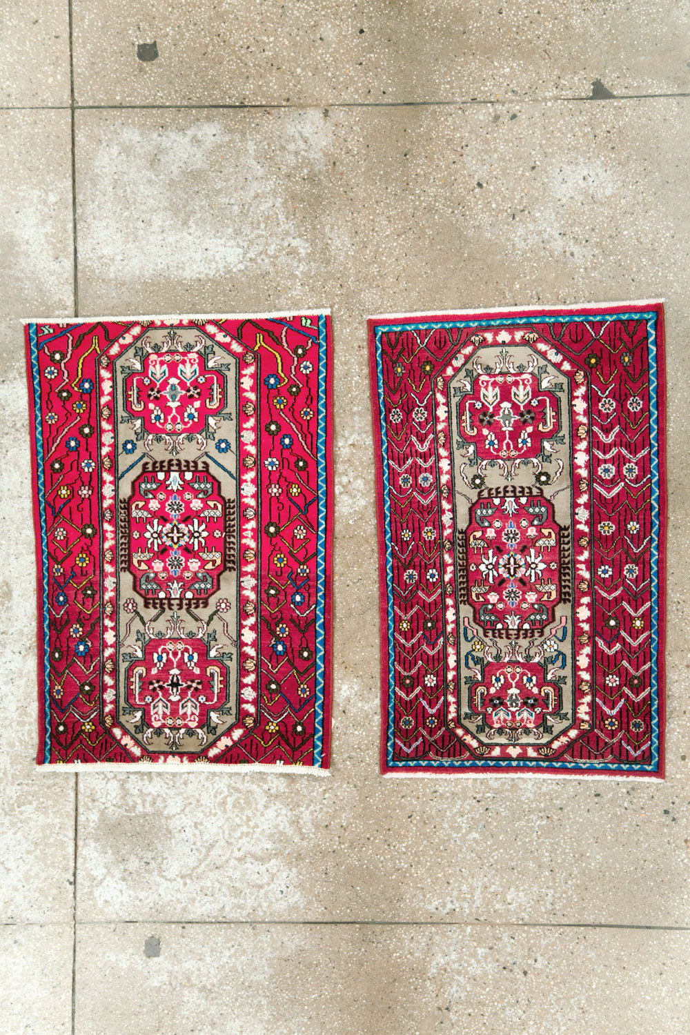 Vintage Persian Tabriz Throw Rug (Pair: 2 of 2), No.29241 - Gss