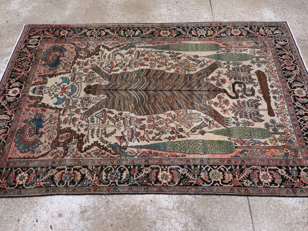 Antique Sarouk Farahan Pictorial Rug, No.29250 - Gss