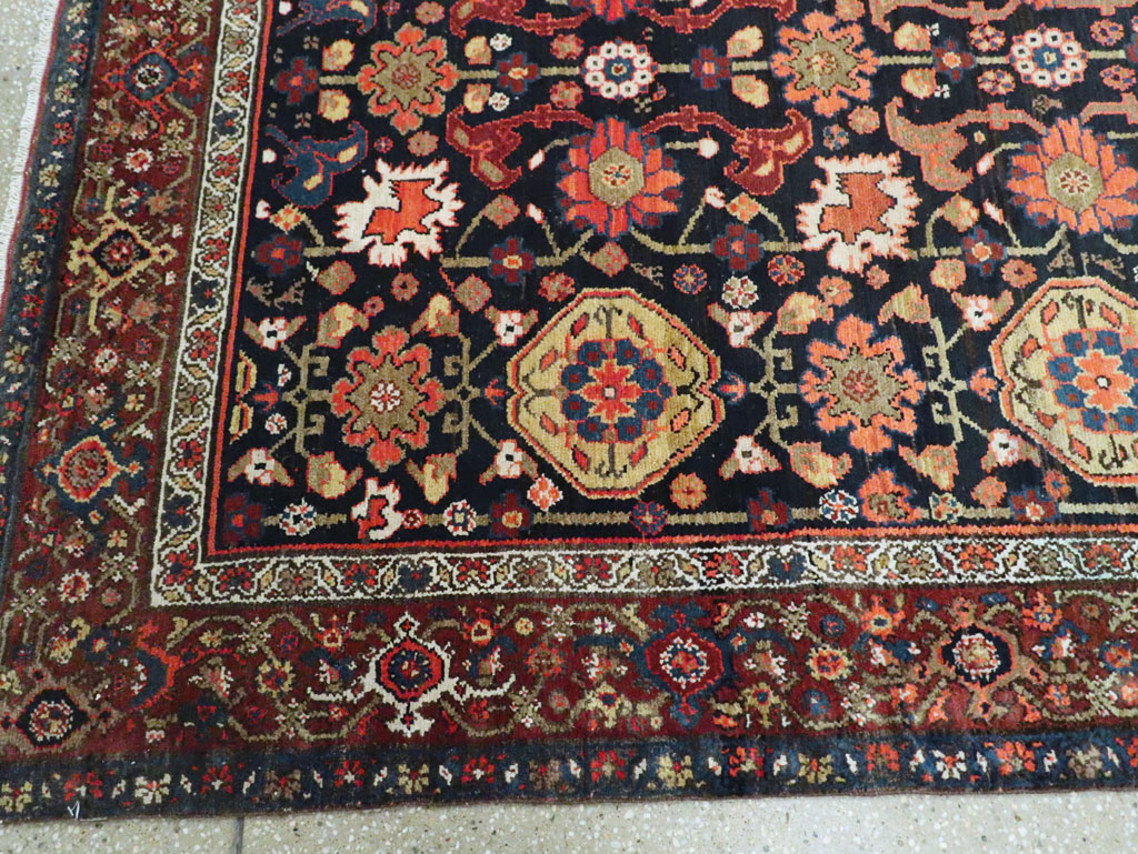 Antique Persian Malayer Gallery Carpet, No.29269 - Gss