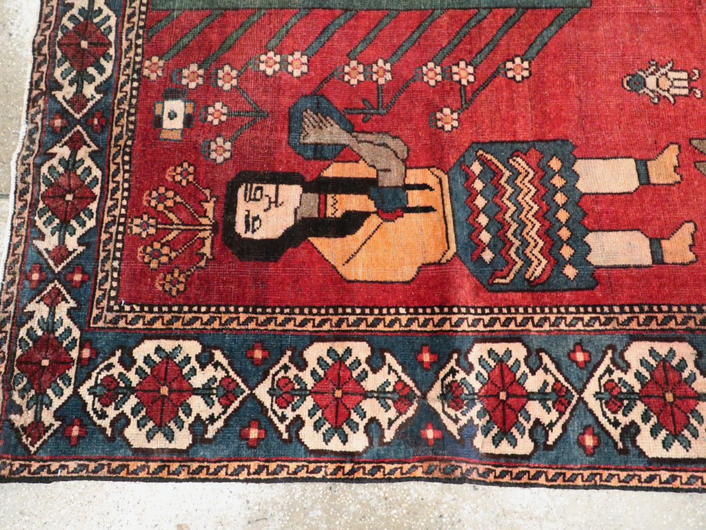 Vintage Persian Pictorial Bakhtiari Accent Rug, No.29295 - Gss