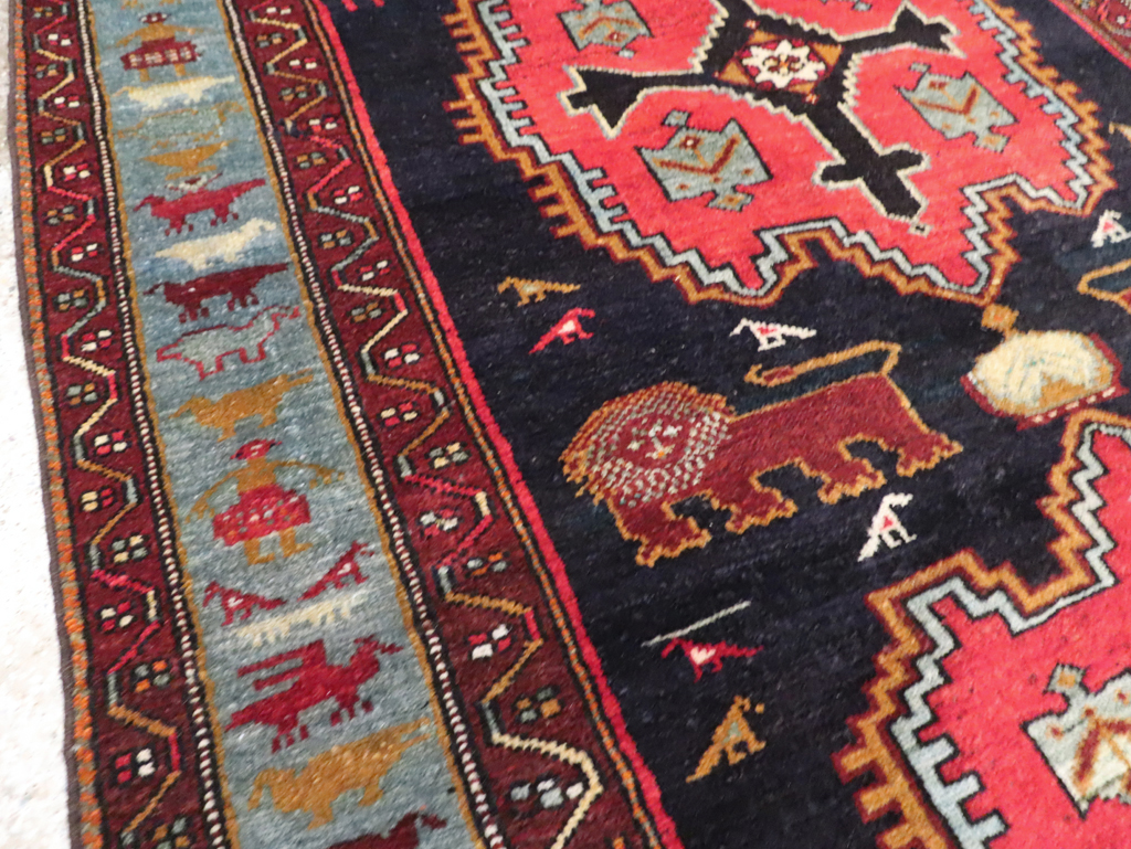 Vintage Persian Pictorial Malayer Accent Rug, No.29296 - Gss