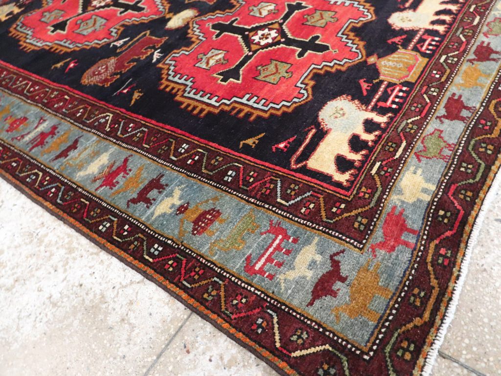 Vintage Persian Pictorial Malayer Accent Rug, No.29296 - Gss