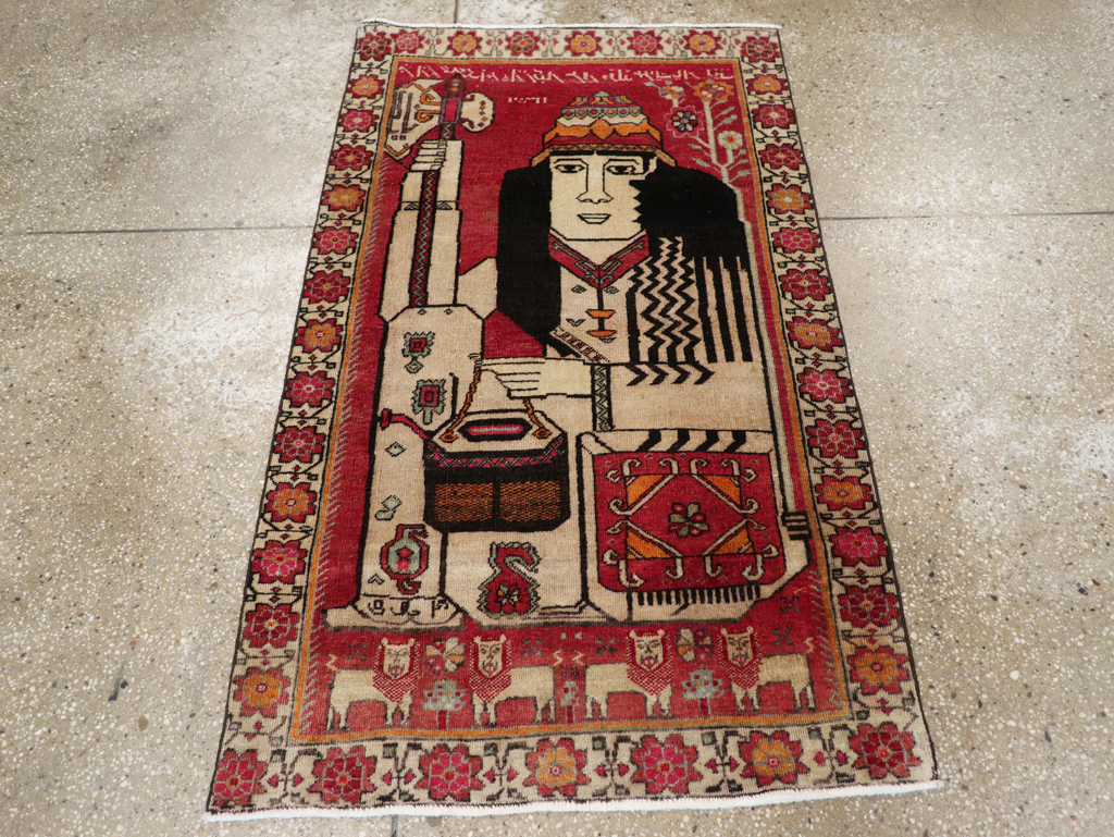 Vintage Persian Shiraz Pictorial Throw Rug, No.29304 - Gss