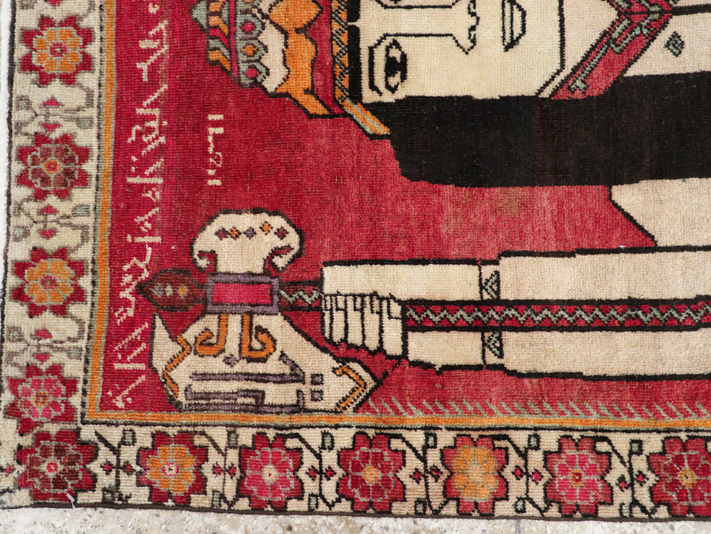 Vintage Persian Shiraz Pictorial Throw Rug, No.29304 - Gss