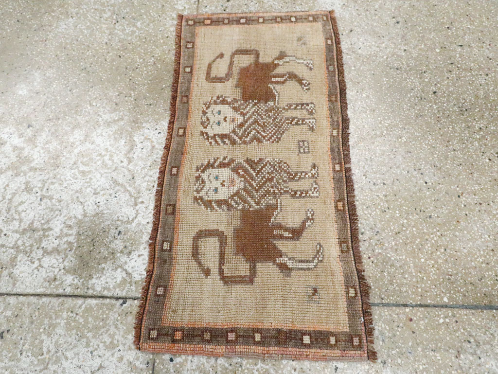 Vintage Turkish Anatolian Pictorial Throw Rug (Pair: 1 of 2), No.29314 - Gss