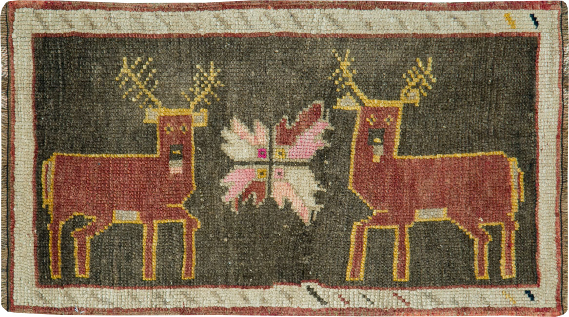 Vintage Anatolian Pictorial Rug, No.29315 - Gss